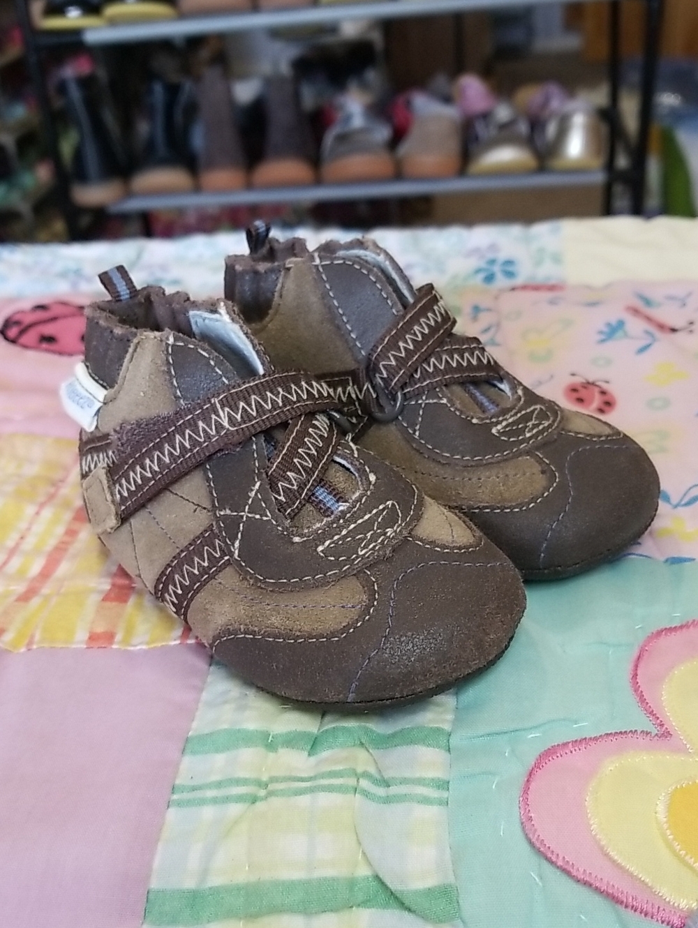 Robeez Brown Leather & Suede Baby Walker Shoes Size 3